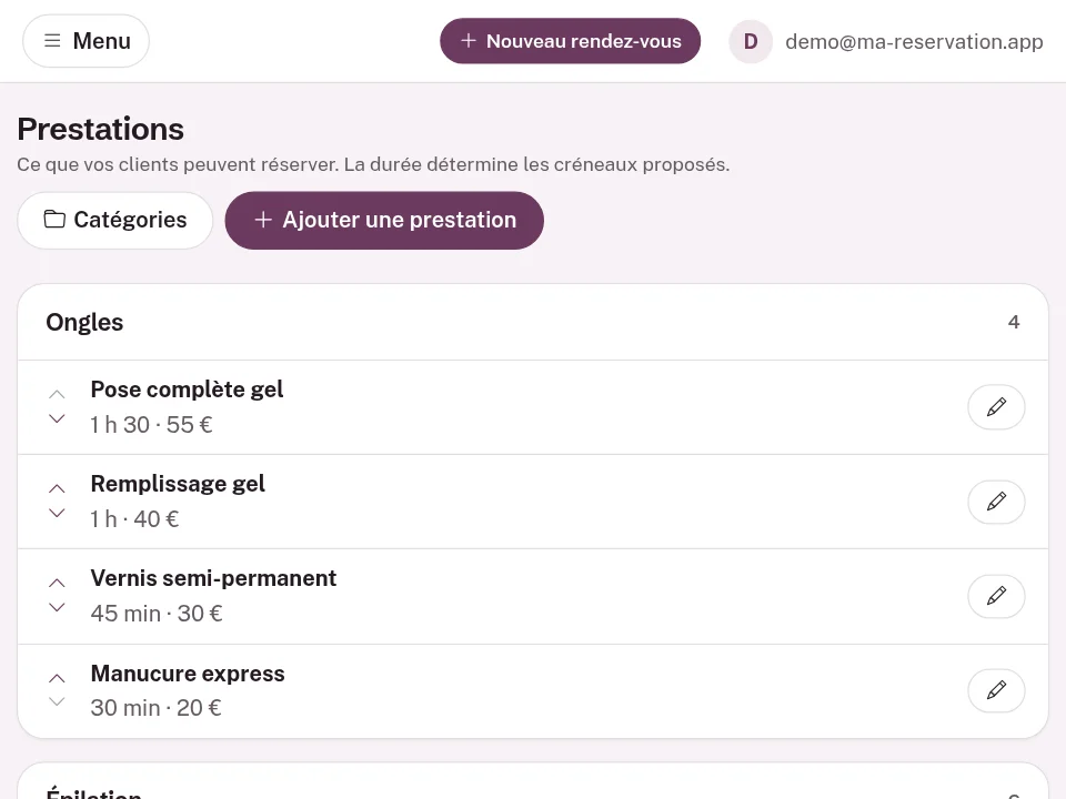Les prestations dans l'administration : chacune avec sa durée et son prix indicatif, rangées par catégorie.