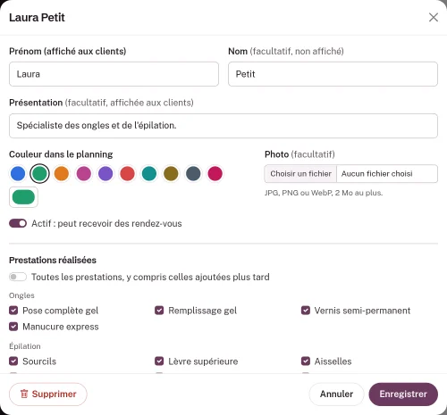 Fenêtre d'une collaboratrice : Prénom, Nom, Présentation, Couleur dans le planning, Photo, interrupteur Actif, et prestations réalisées cochées par catégorie
